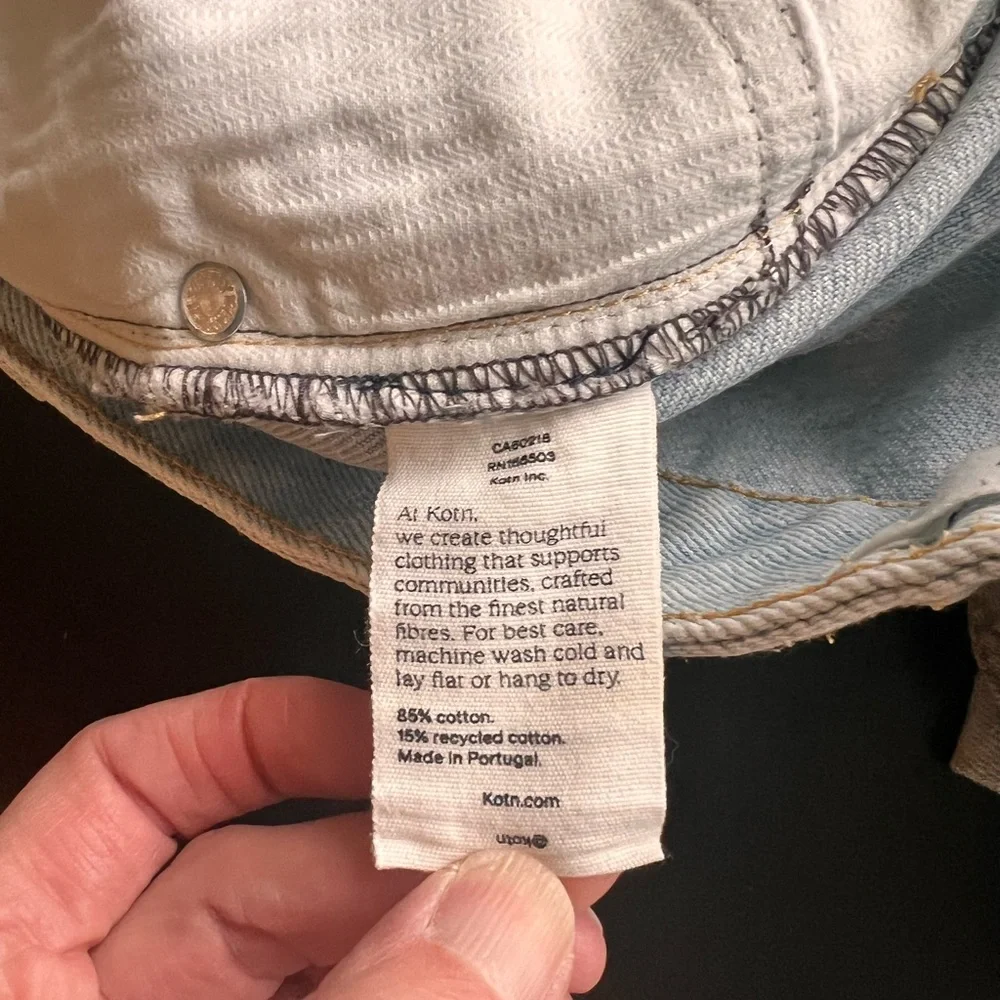 KOTN High Rise Light Wash Women's Jeans - Picture 6 of 7